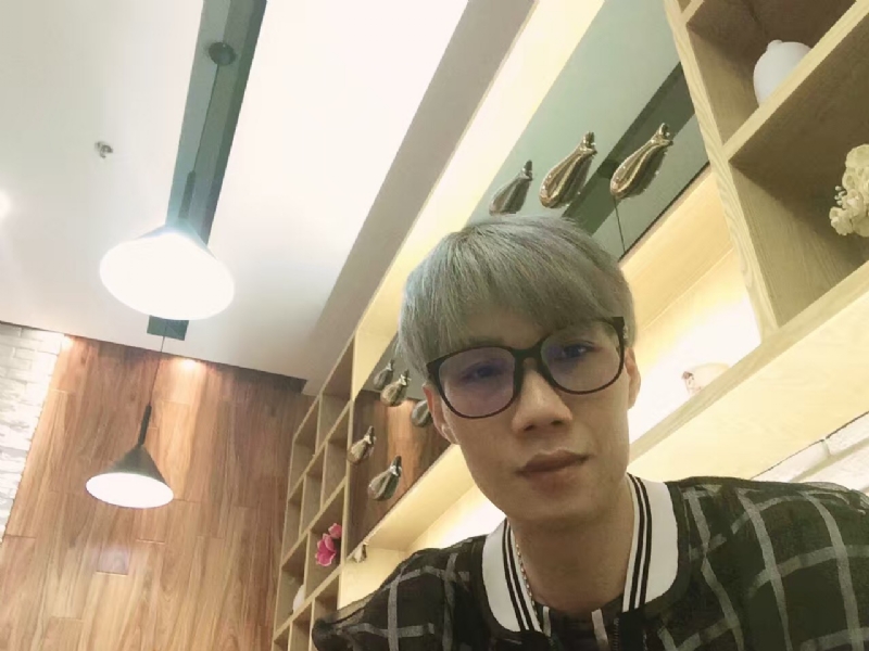黄峰的第二张照片--广东上门女婿服务网