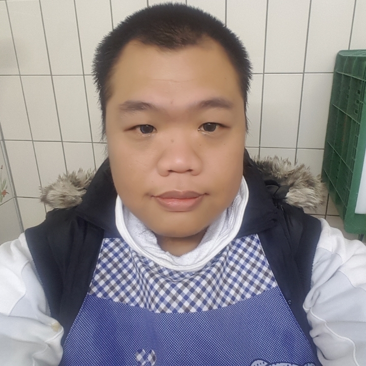 黑熊的第一张照片--广东上门女婿服务网