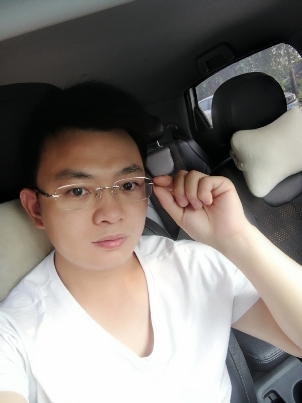 幸福的拥抱的第二张照片--广东上门女婿服务网