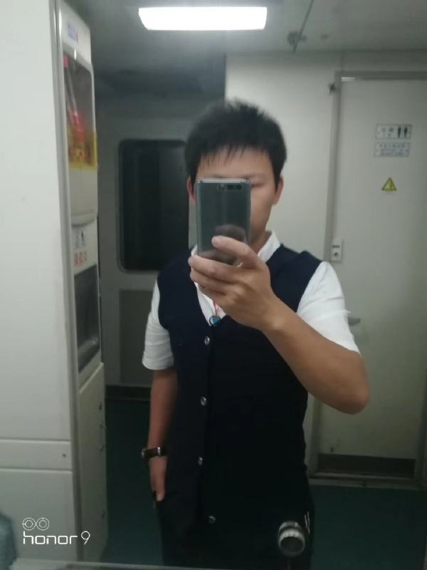 阳光下de幸福的第一张照片--广东上门女婿服务网