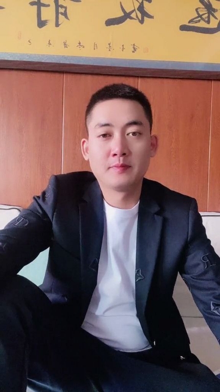 李泽胜的第一张照片--广东上门女婿服务网